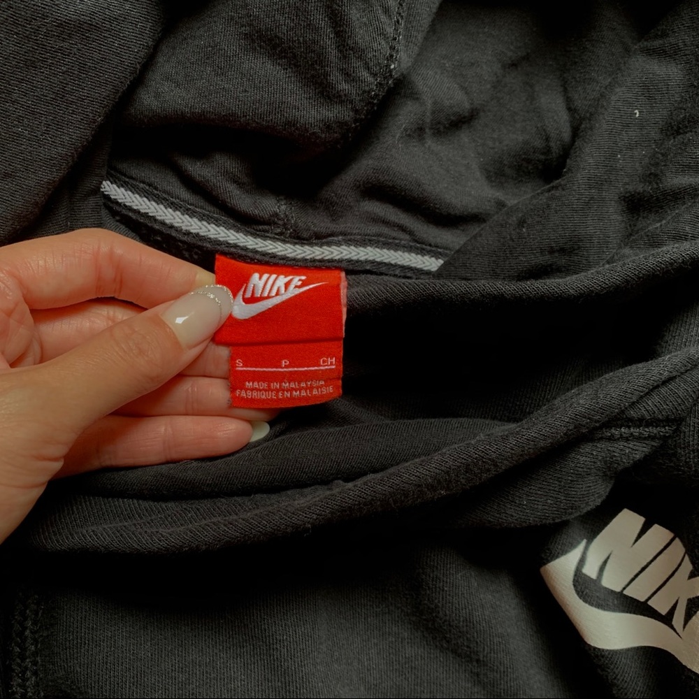 Nike Funnel-Neck Hoodie - Picture 4 of 4
